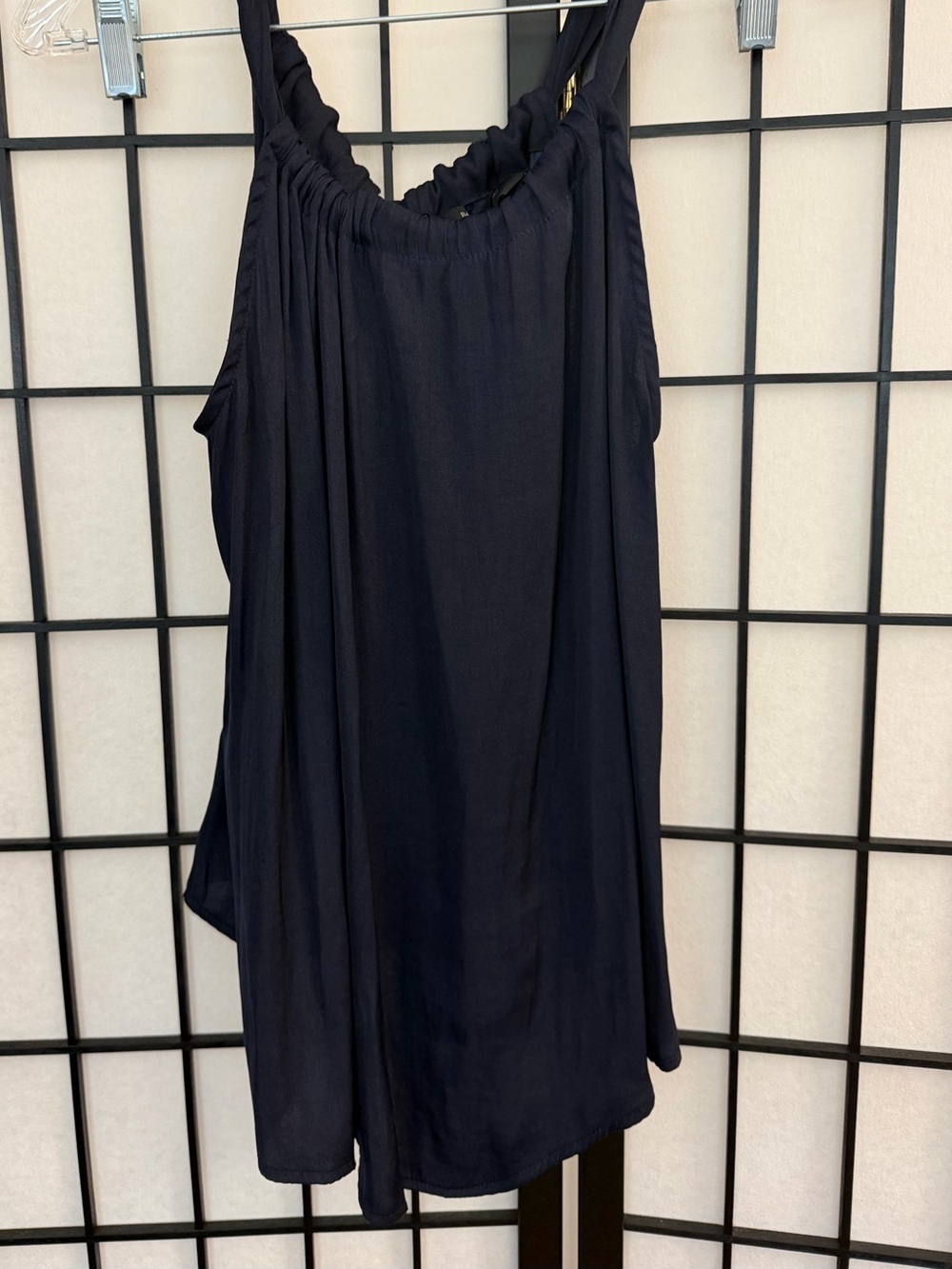 Banana Republic Women’s Navy Sleeveless Blouse – Size XS